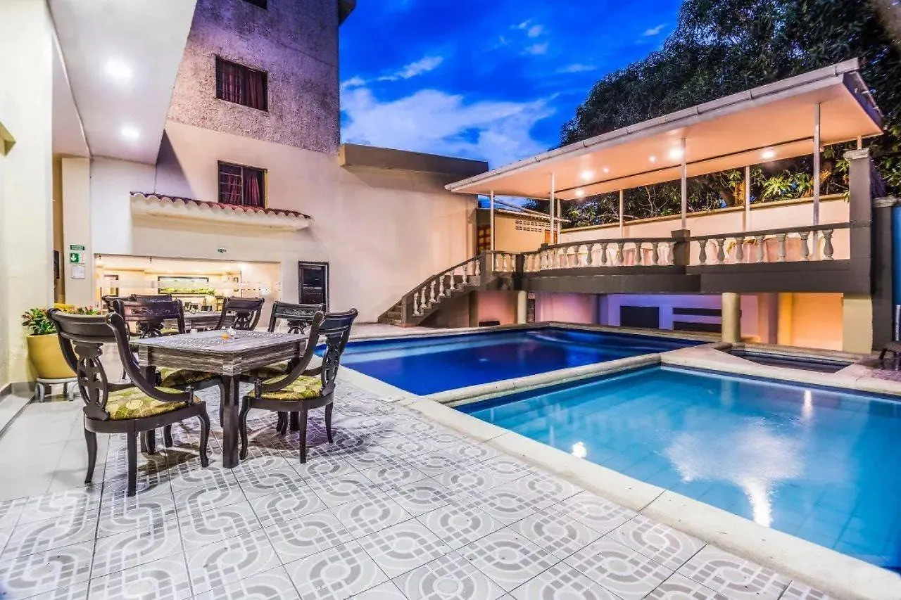 ***  Hotel Puerta De Oro Barranquilla  Colombia